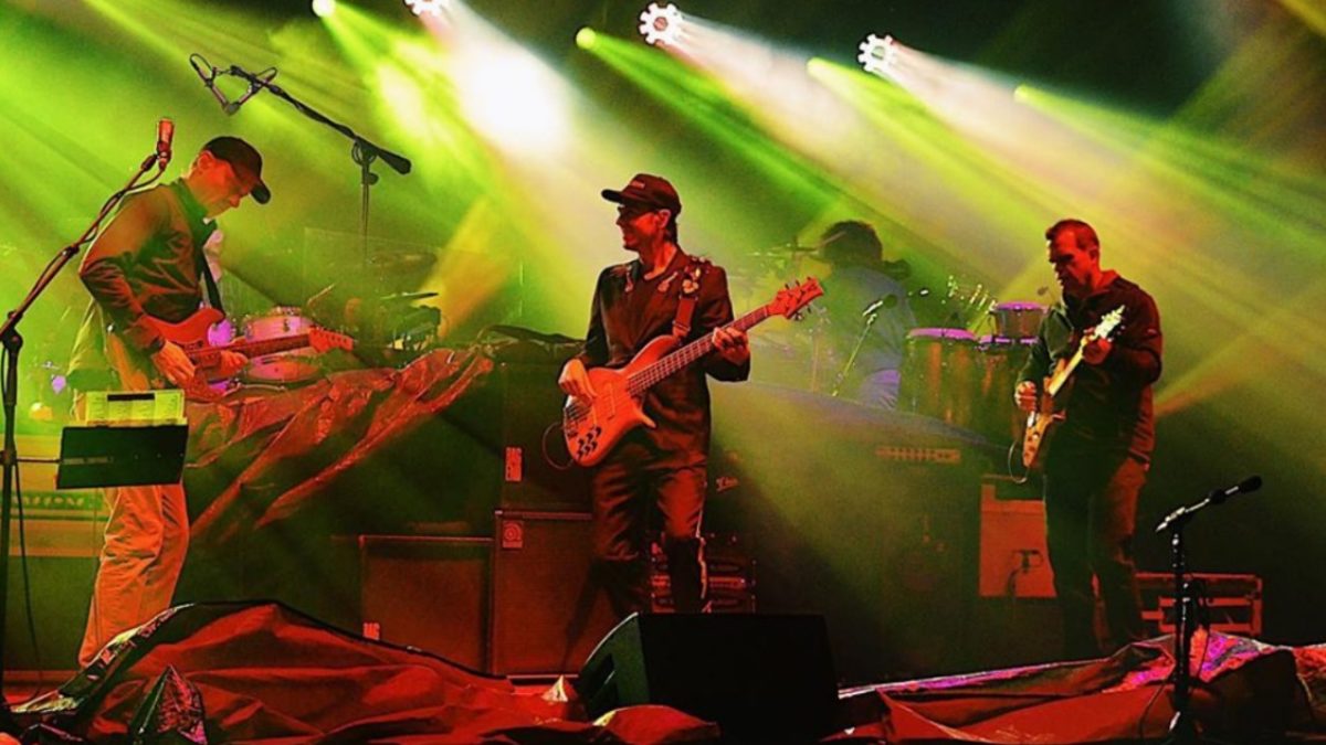 Umphrey’s McGee Debuts Pink Floyd Cover With Kanika Moore At Red Rocks