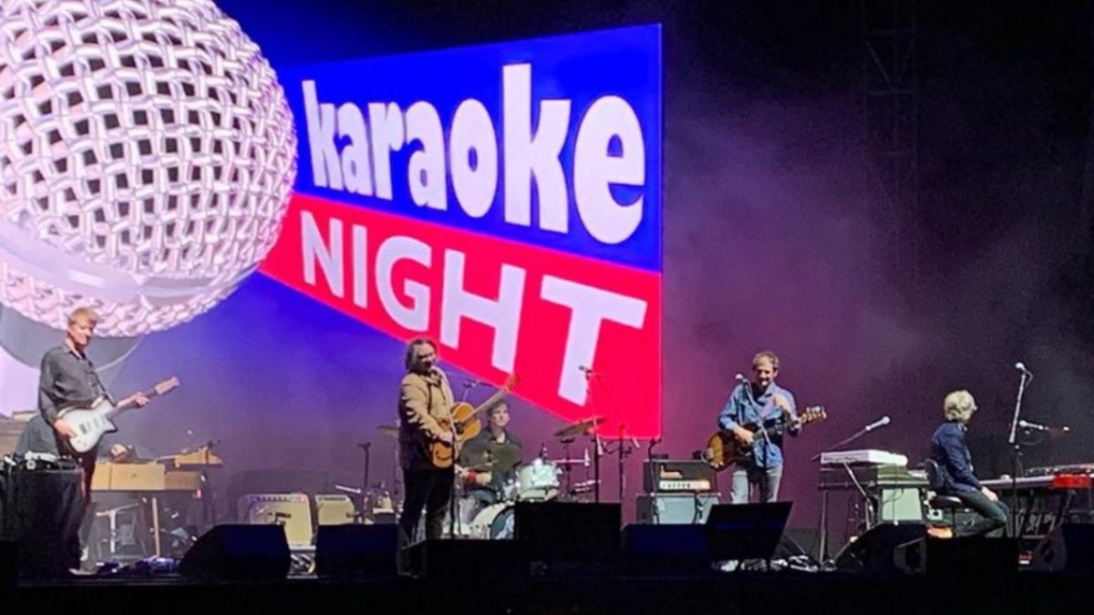 Courtney Barnett Joins Wilco During Karaoke Set At Solid Sound