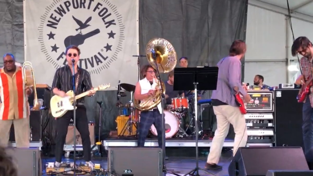 Dawes Performs Guest-Filled ‘North Hills’ Set At Newport