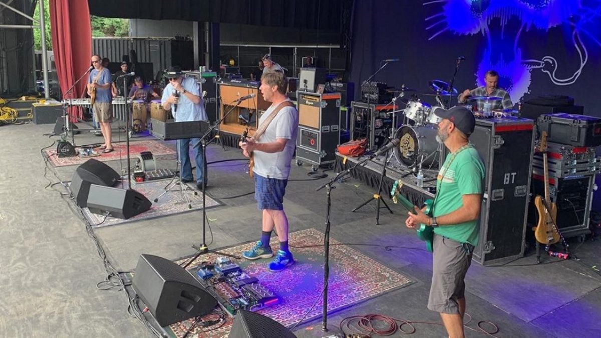 moe. & Blues Traveler Open Co-Headlining Tour In Farmingville