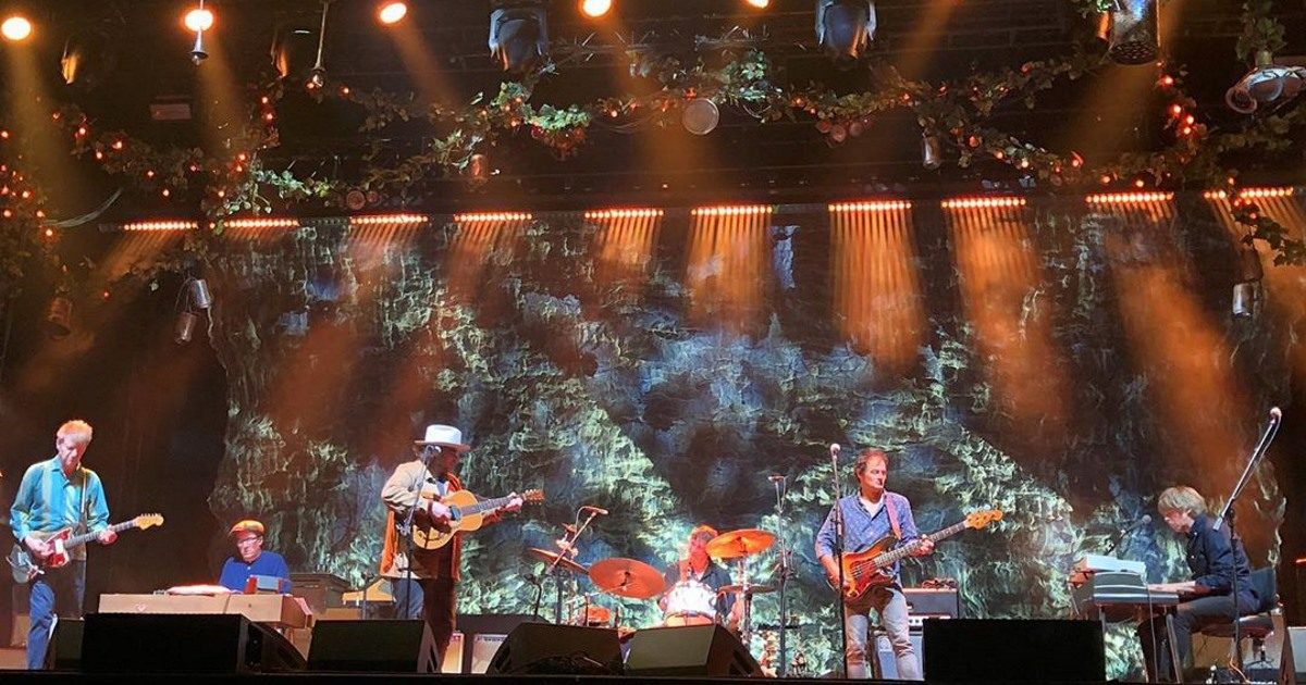 Wilco Solid Sound Debuts