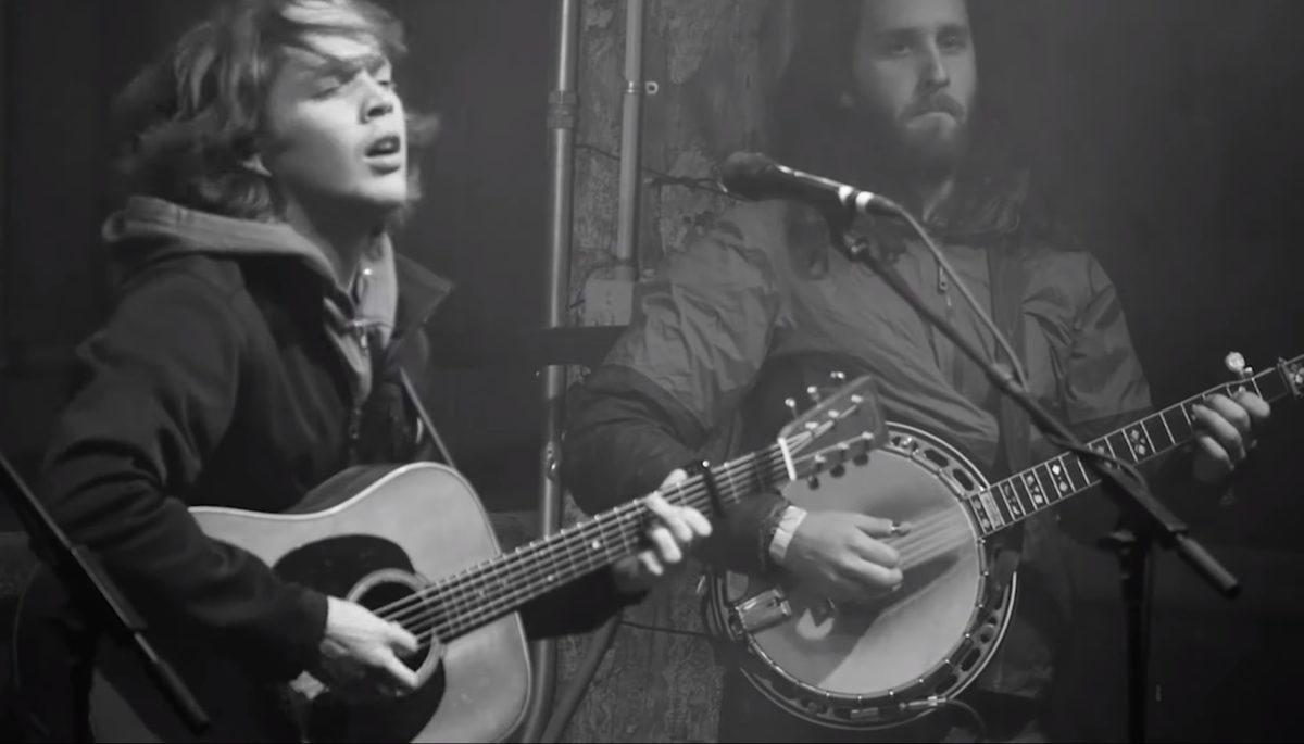 Billy Strings Taking Water Video