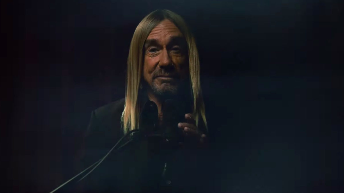 Iggy Pop Shares 'James Bond' Video