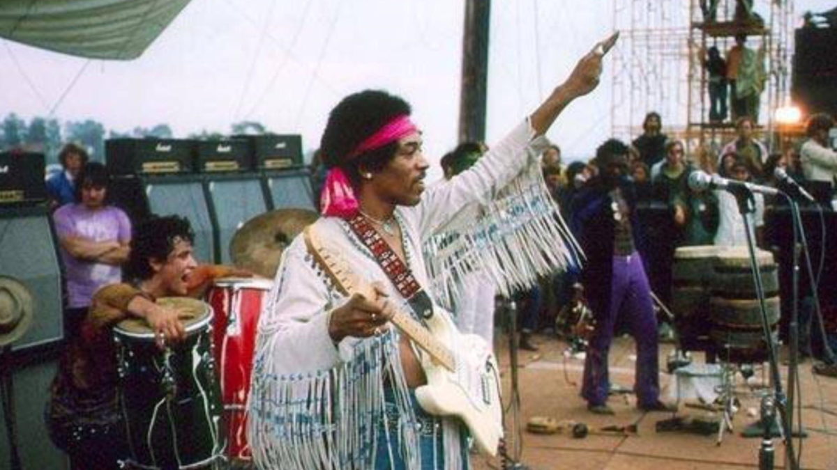 Watch 10 Instrumental ‘Star Spangled Banner’ Performances