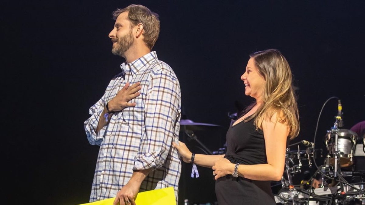 John Mayer Helps With Gender Reveal In Columbus