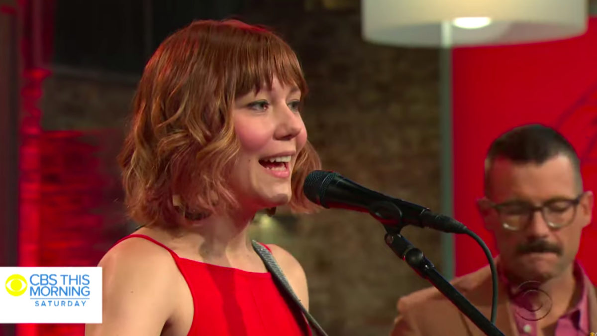 Molly Tuttle Makes Television Debut On 'CBS This Morning'