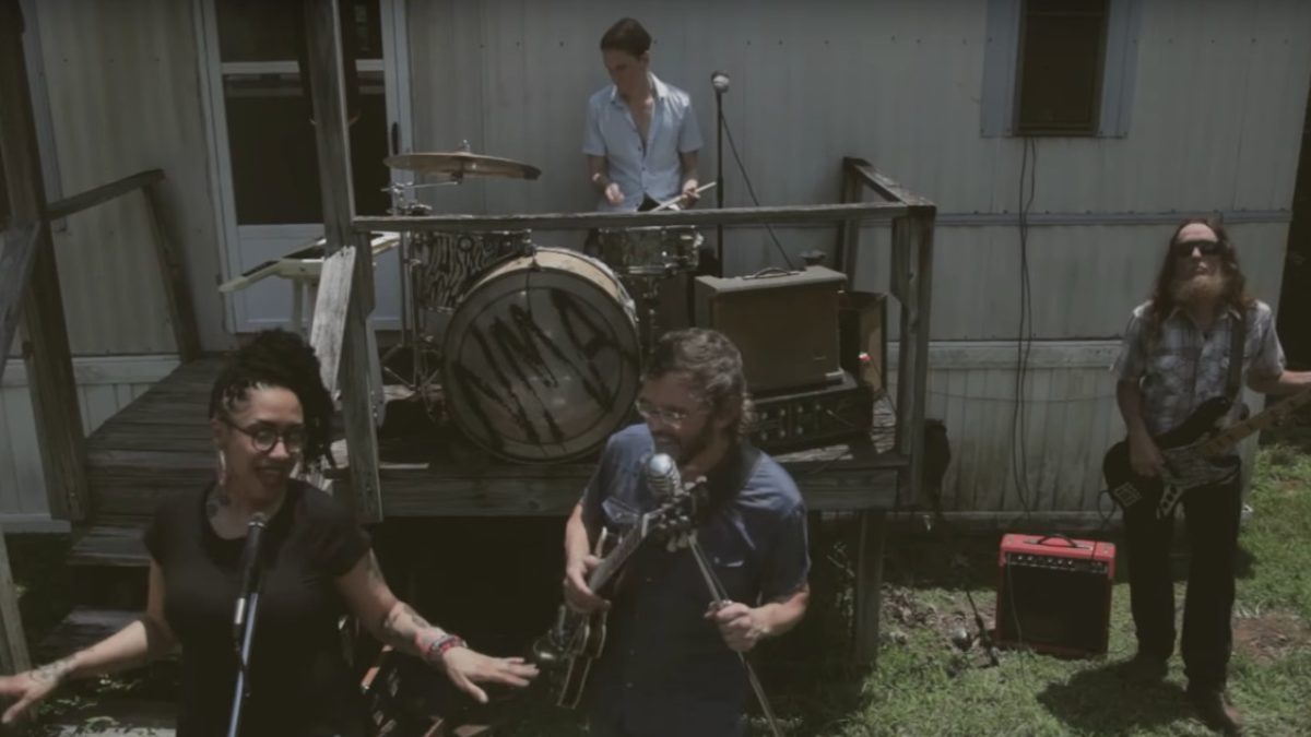 North Mississippi Allstars Share 'Up And Rolling' Video