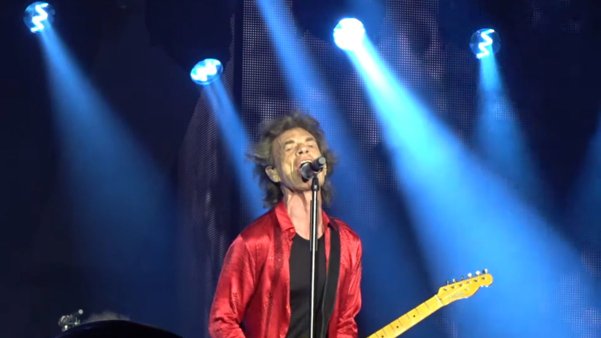 The Rolling Stones Perform 'Get Off My Cloud' In Arizona