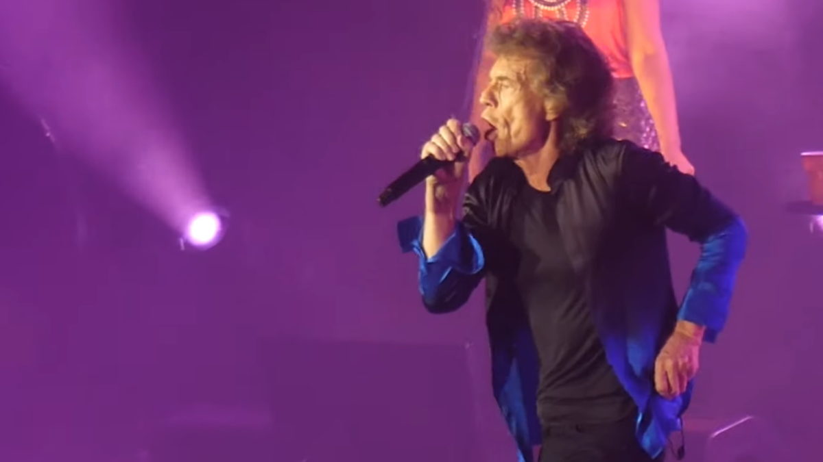 The Rolling Stones Perform ‘Harlem Shuffle’ For 1st Time Since 1990