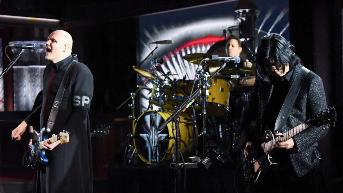 Smashing Pumpkins Perform On 'Colbert'