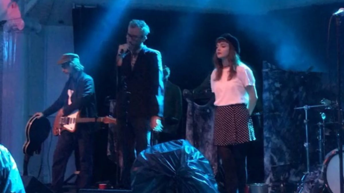 The National Covers Frightened Rabbit With Lauren Mayberry In Glasgow