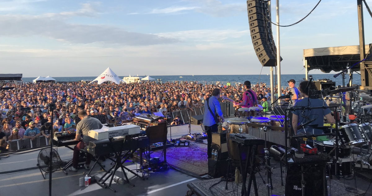 Umphrey's McGee Chicago Lawn