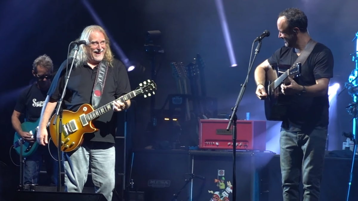 Béla Fleck & Warren Haynes Guest With Dave Matthews Band In New York City On This Date In 1998