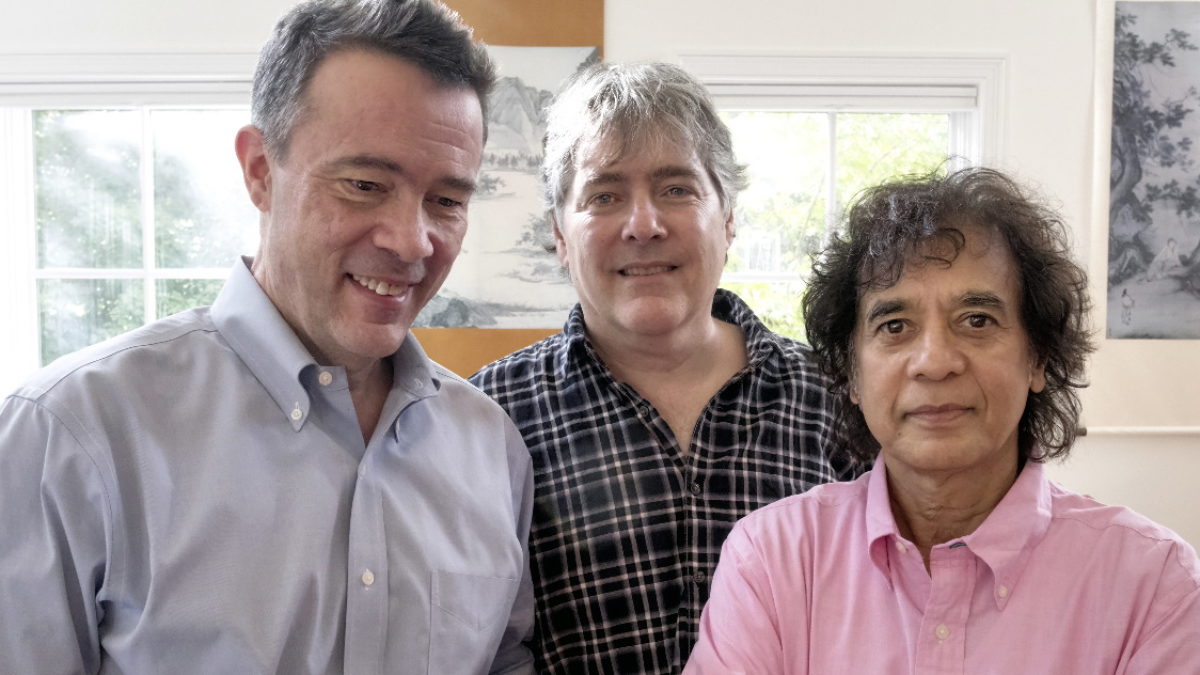 Interview: Zakir Hussain Discusses Collaborating With Bela Fleck, Edgar Meyer, Mickey Hart & More