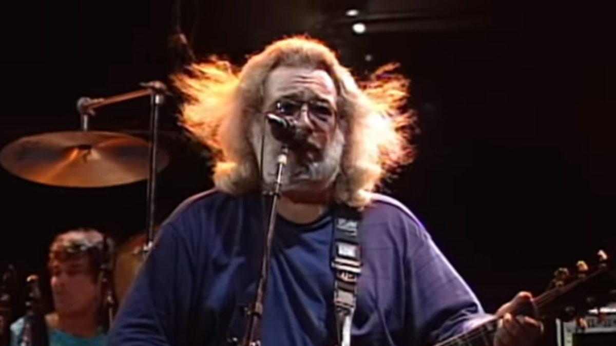 Grateful Dead Performs ‘New Speedway Boogie’ In 1991