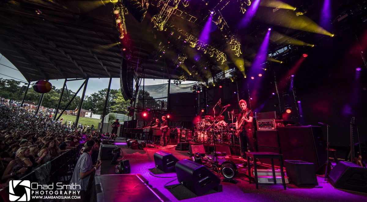 Phish Alpine 2015 Chad Smith Crop