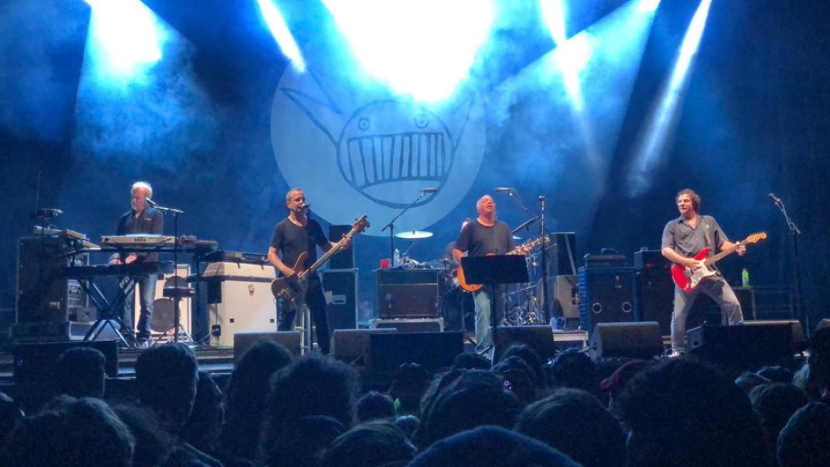 Ween Performs ‘The Mollusk’ At Riot Fest