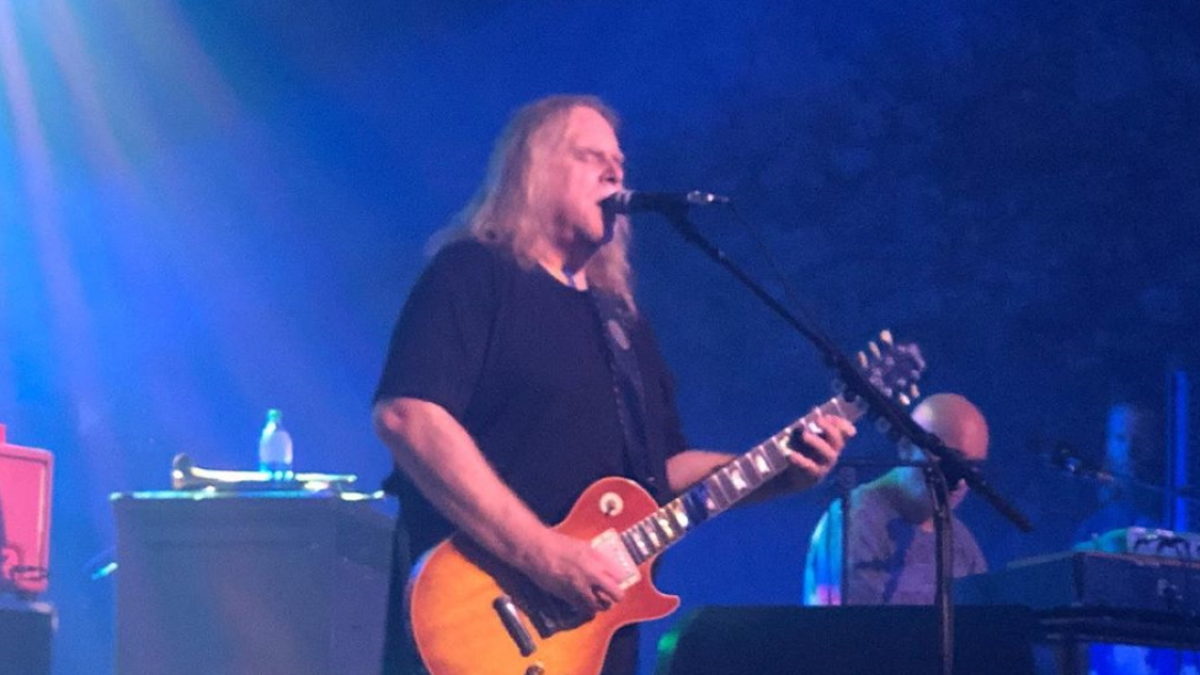 Gov't Mule Fits Rarities Into Caverns Concert