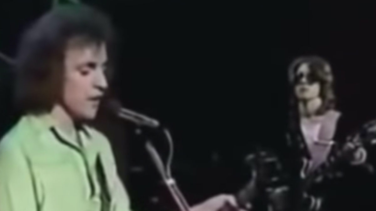 Remembering Jack Bruce: The Jack Bruce Band & Mick Taylor Perform On 'The Old Grey Whistle Test'