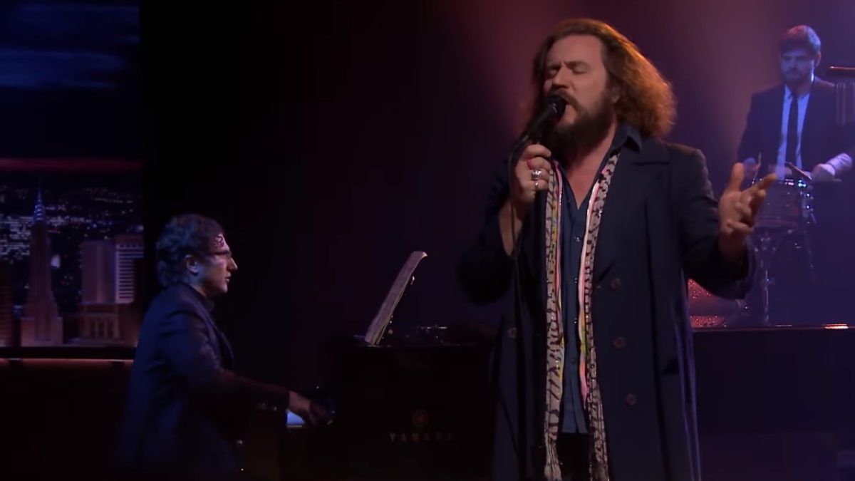 Jim James, Teddy Abrams & Louisville Orchestra Perform On ‘Fallon’