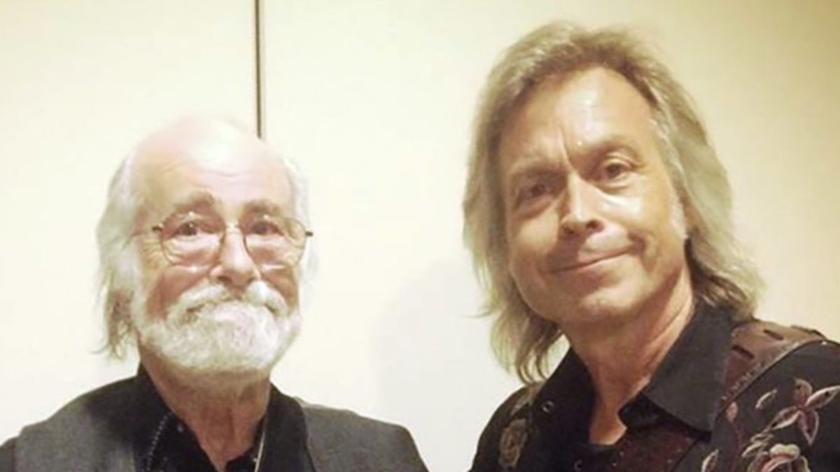 Jim Lauderdale Pens Tribute To Robert Hunter