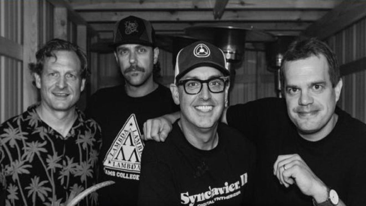 The Omega Moos Announce Chicago Concerts