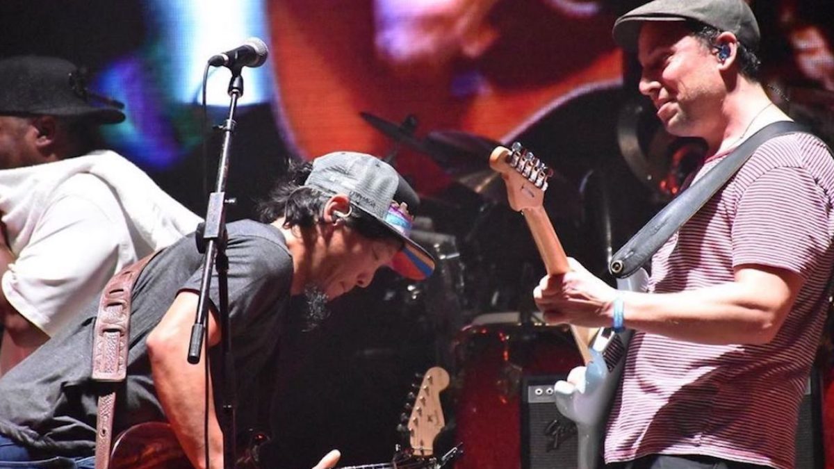 The String Cheese Incident Welcomes Members Of The Motet & More At Hulaween