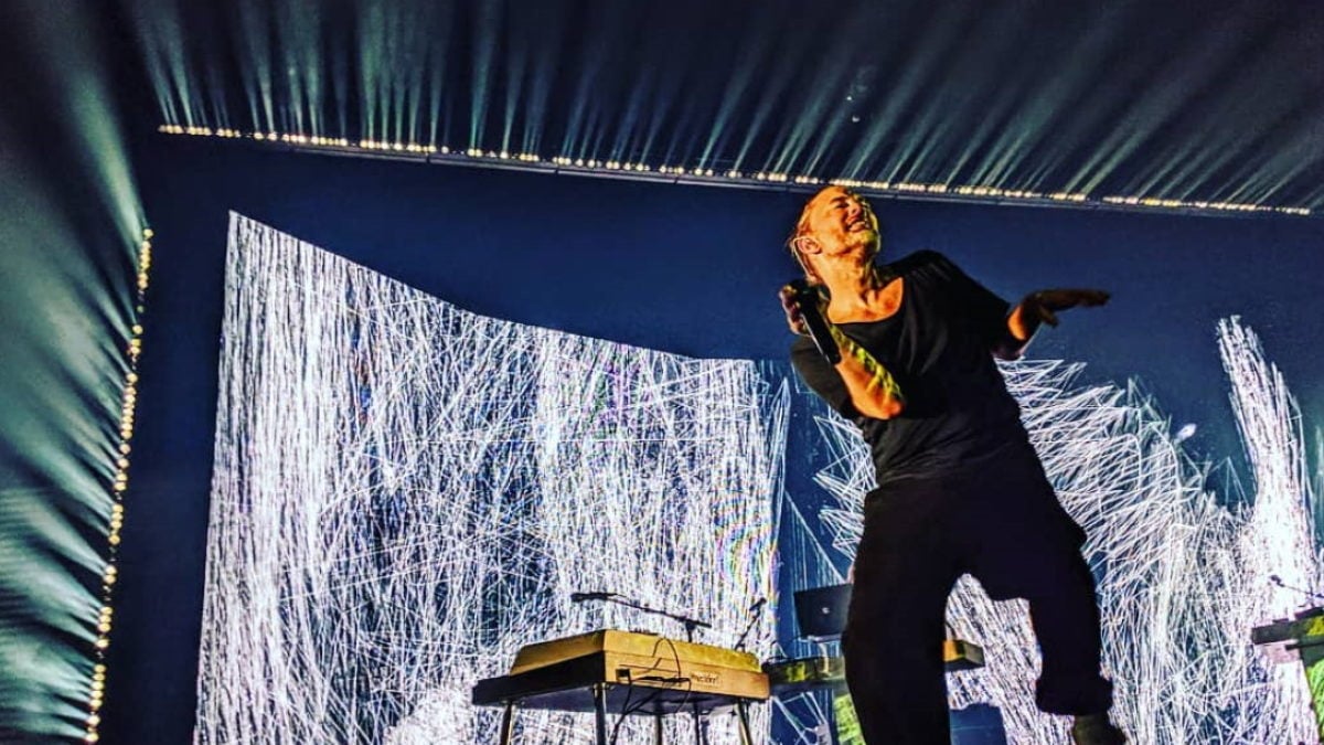 Thom Yorke Performs ‘Like Spinning Plates’ At Solo Concert In Atlanta