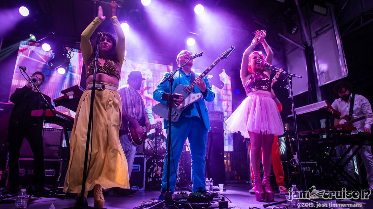 Turkuaz Performs ‘E.Y.E. (Lookin' Good)’ On Jam Cruise 17: Pro-Shot Video