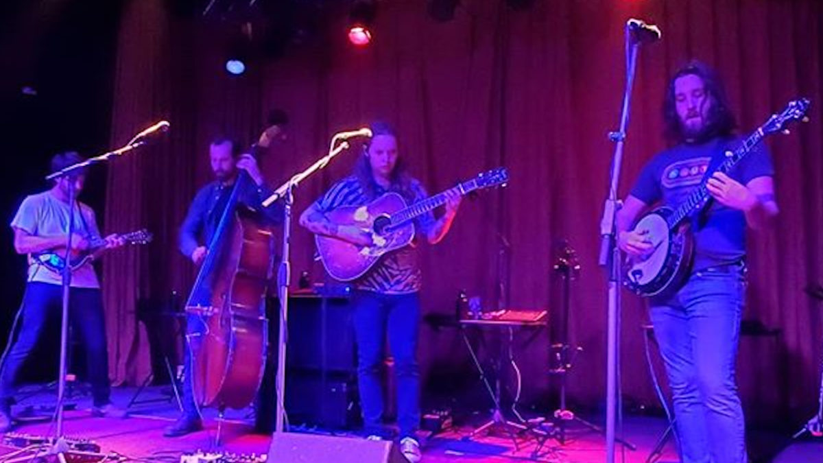 Billy Strings Fits Debut & Rarities Into Cleveland Concert And Announces Port Chester Run