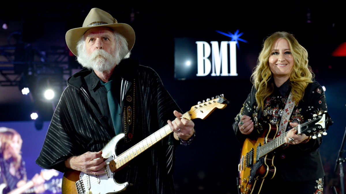 Bob Weir, Margo Price, The Highwomen & Jason Isbell Honor Dwight Yoakam In Nashville