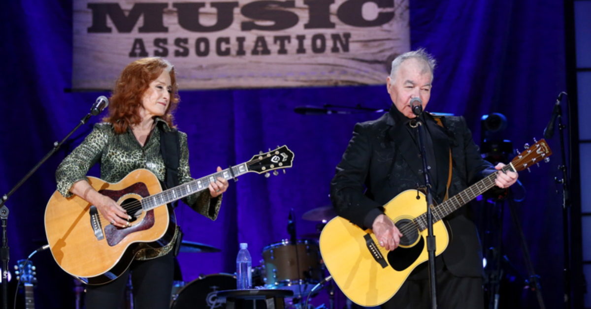 Bonnie Raitt & John Prine Perform ‘Angel From Montgomery’ On ‘Austin ...