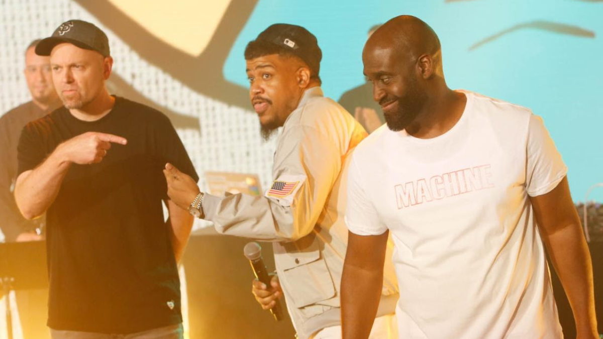 DJ Shadow & De La Soul Perform On 'Kimmel'