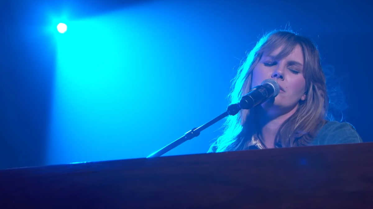 Grace Potter Performs On ‘Kimmel’