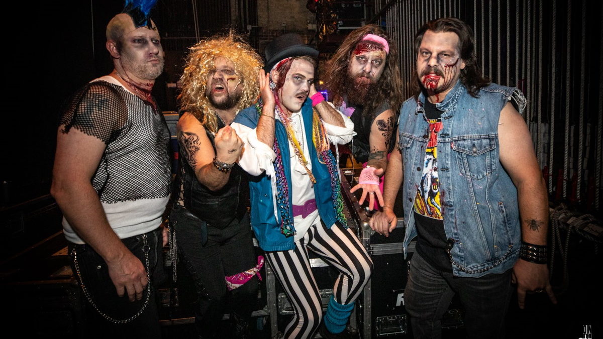 Greensky Bluegrass Throws ‘Totally Bitchin’ ’80s Halloween Party’ In Chicago