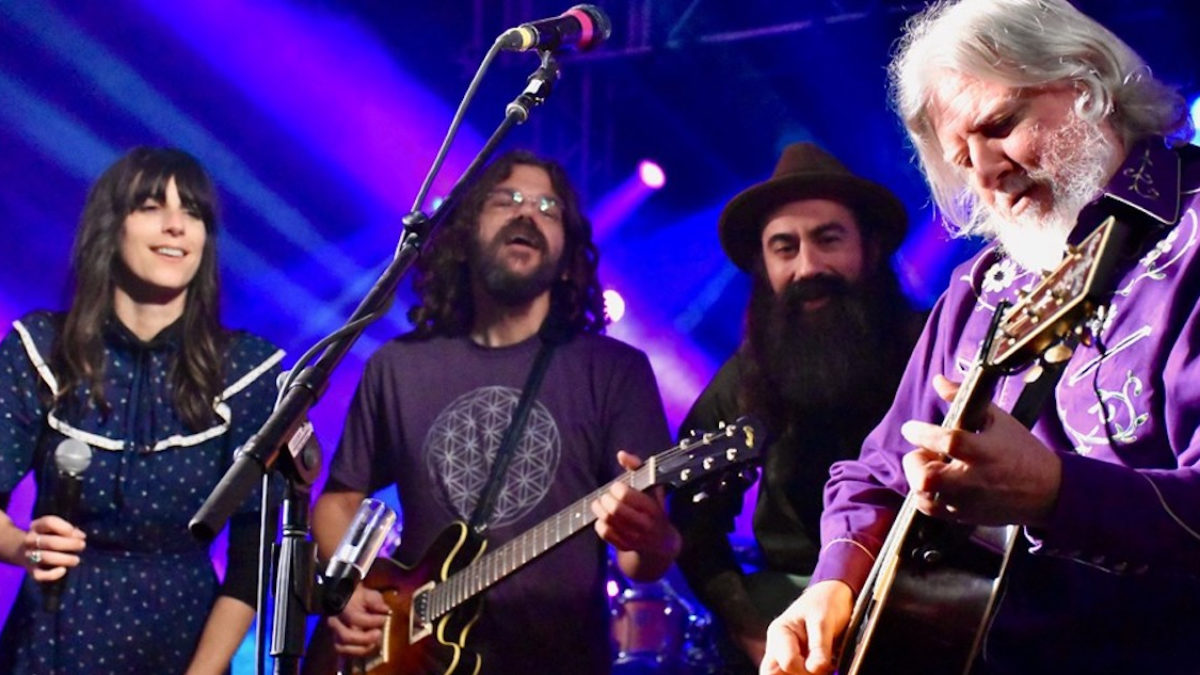 Nicki Bluhm, Ross James & Scott Law Join The String Cheese Incident In Austin