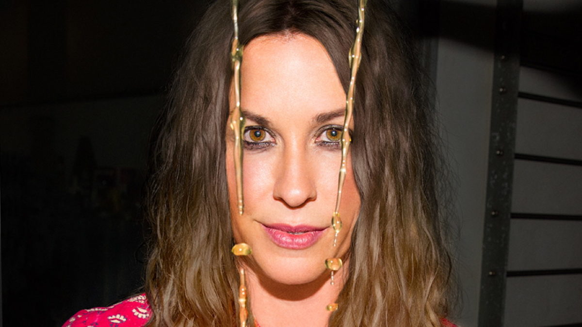 Alanis Morissette Confirms Summer Tour 2020 With Garbage & Liz Phair