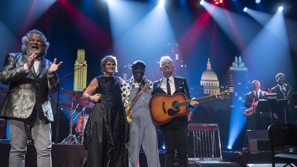 Buddy Guy & Christone 'Kingfish' Ingram Perform At 'Austin City Limits' Hall Of Fame Ceremony: Exclusive Video Premiere