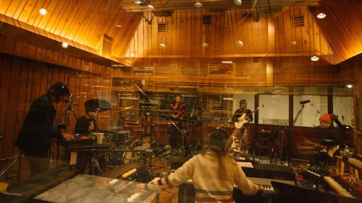 Dirty Projectors Share ‘Sing The Melody’ Live Album