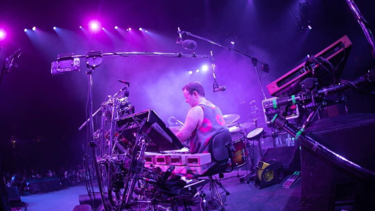Phish Performs ‘Split Open & Melt’ In Charleston: Pro-Shot Video