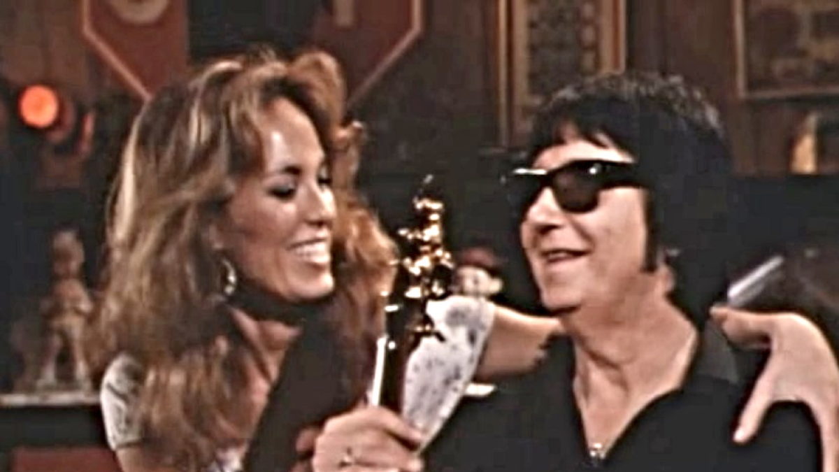 Remembering Roy Orbison: Performing 'Oh, Pretty Woman' On ‘The Dukes Of Hazzard’