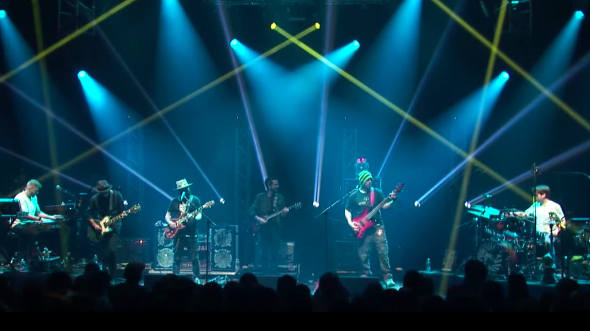 Twiddle Welcomes Members Of Aqueous & Debuts Originals At Frendsgiving Finale In Port Chester