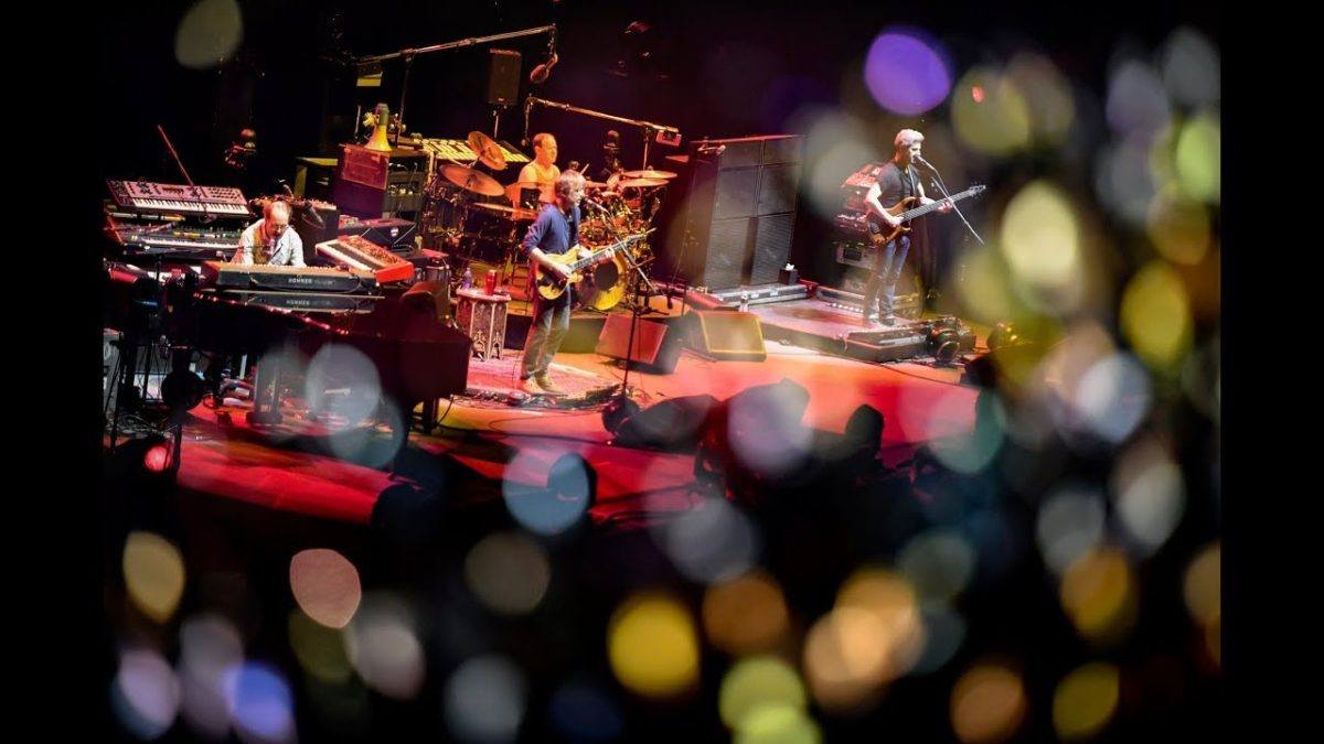 Phish - 12/29/2018 - "Tweezer → Death Don't Hurt Very Long → Tweezer"