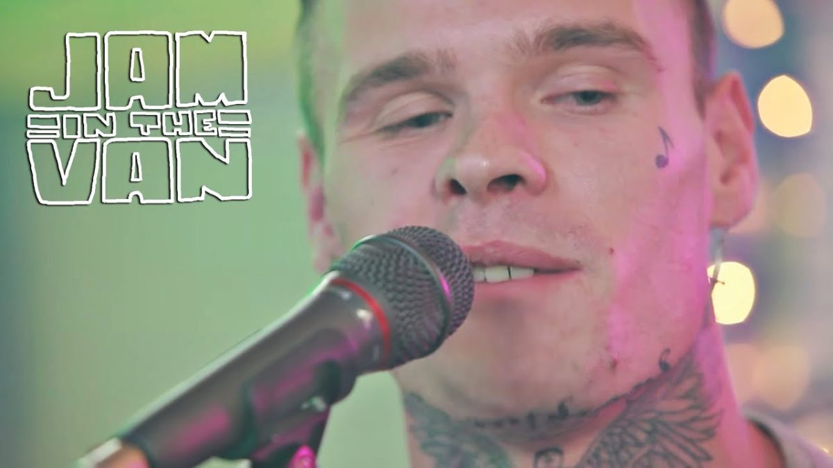 RUSSIAN ROULETTE - "Discarded" (Live at JITV HQ in Los Angeles, CA 2018) #JAMINTHEVAN