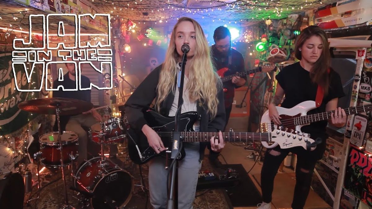 SAM VALDEZ - "It's Alright" (Live at JITV HQ in Los Angeles, CA 2018) #JAMINTHEVAN