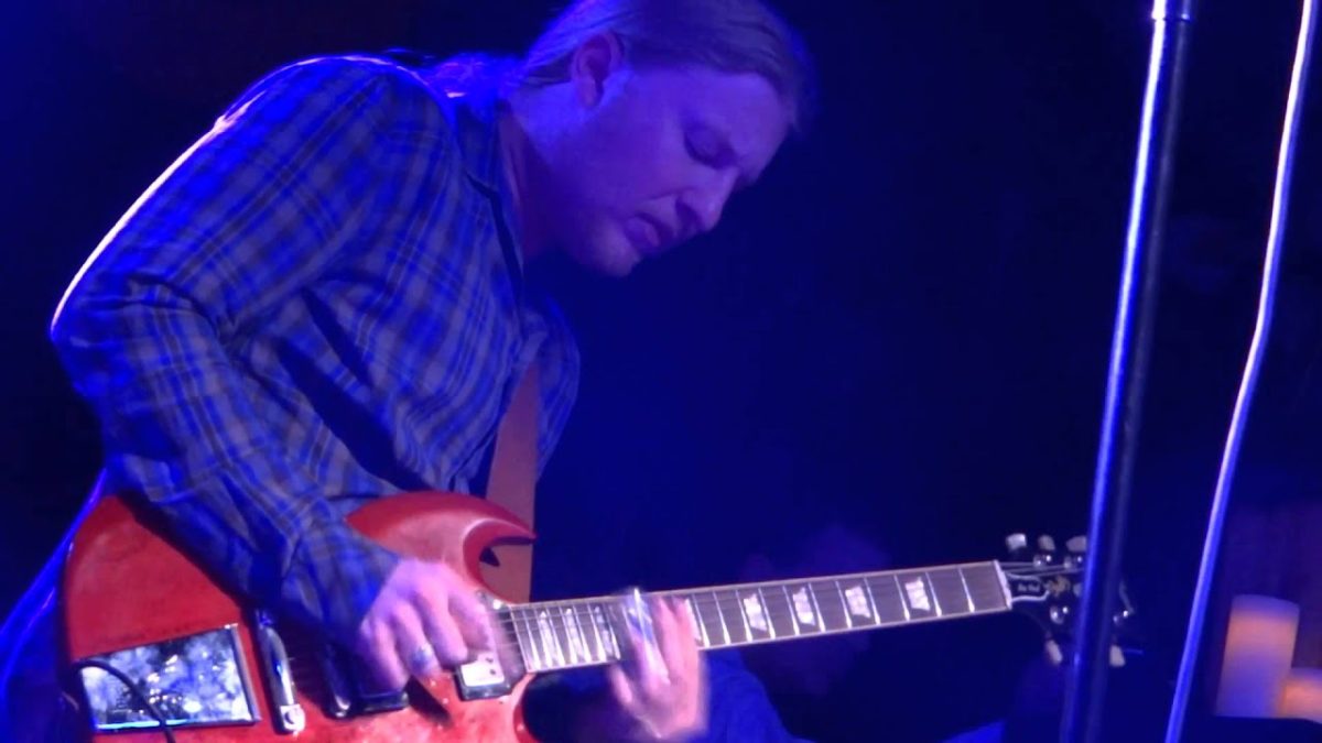 Soulive w/Derek Trucks: Manic Depression [HD] 2012-03-10 - BOWLIVE III; Brooklyn, NY