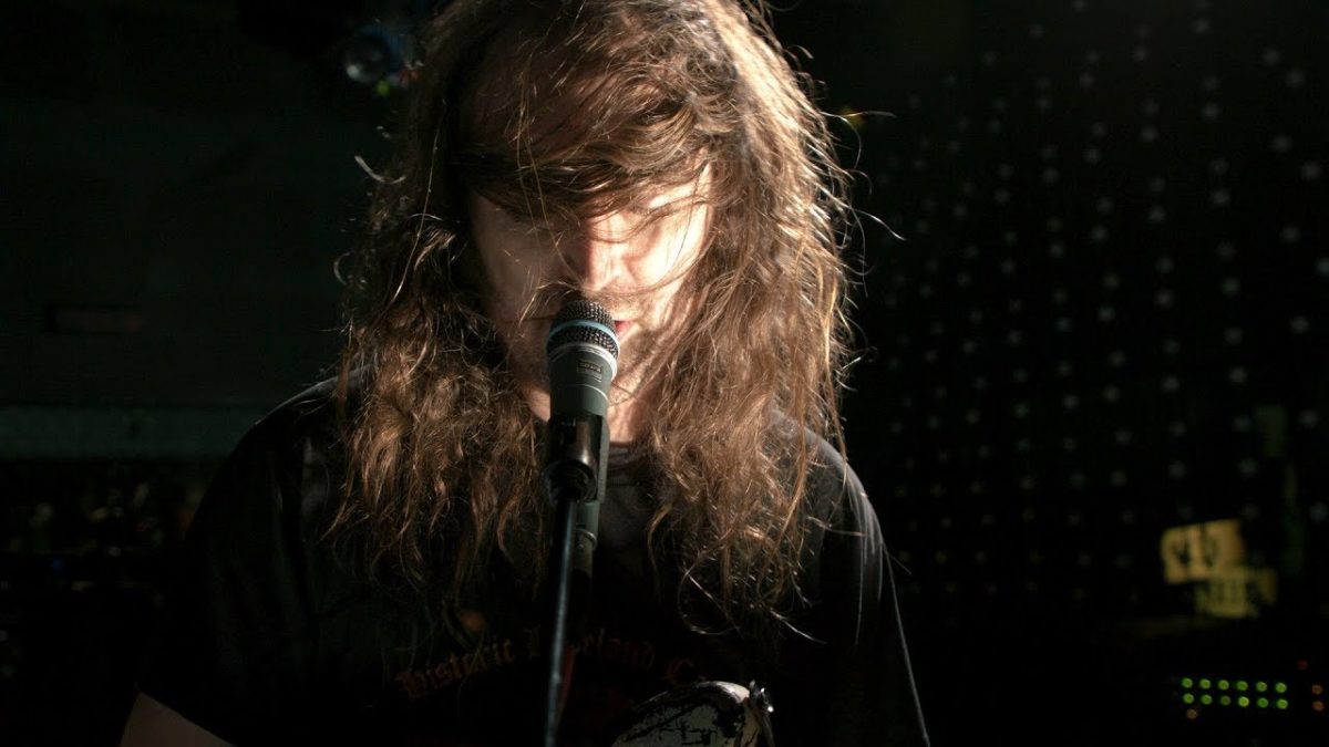 A Place To Bury Strangers - Frustrated Operator (Live on KEXP)