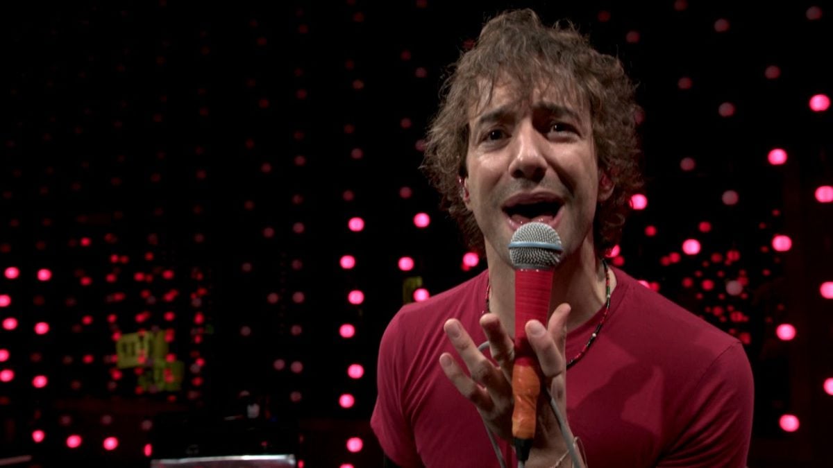 Albert Hammond Jr - Far Away Truths (Live on KEXP)