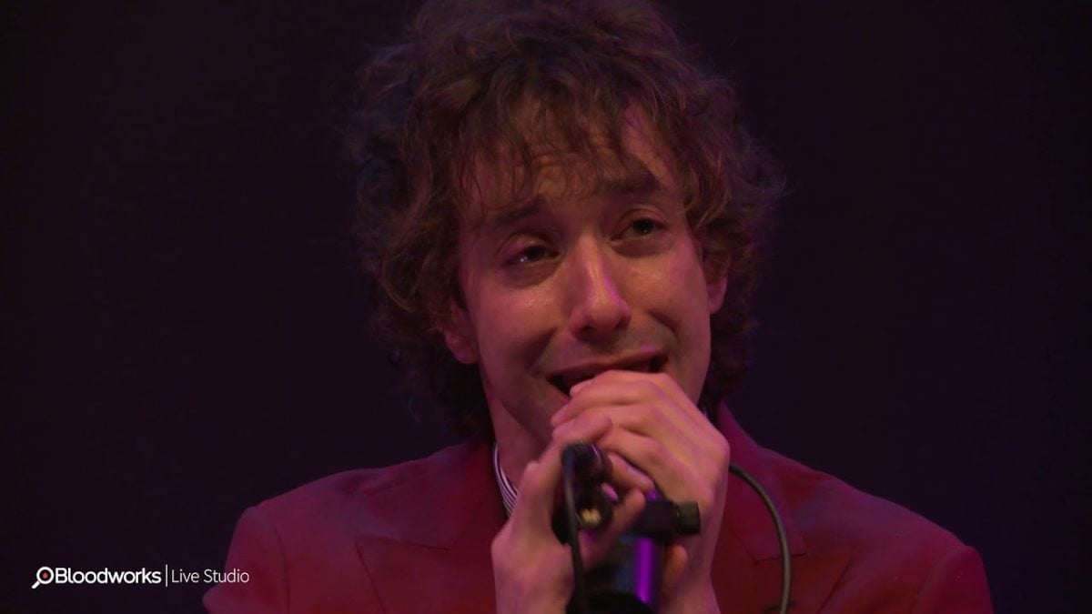 Albert Hammond Jr. - Faraway Truths (101.9 KINK)