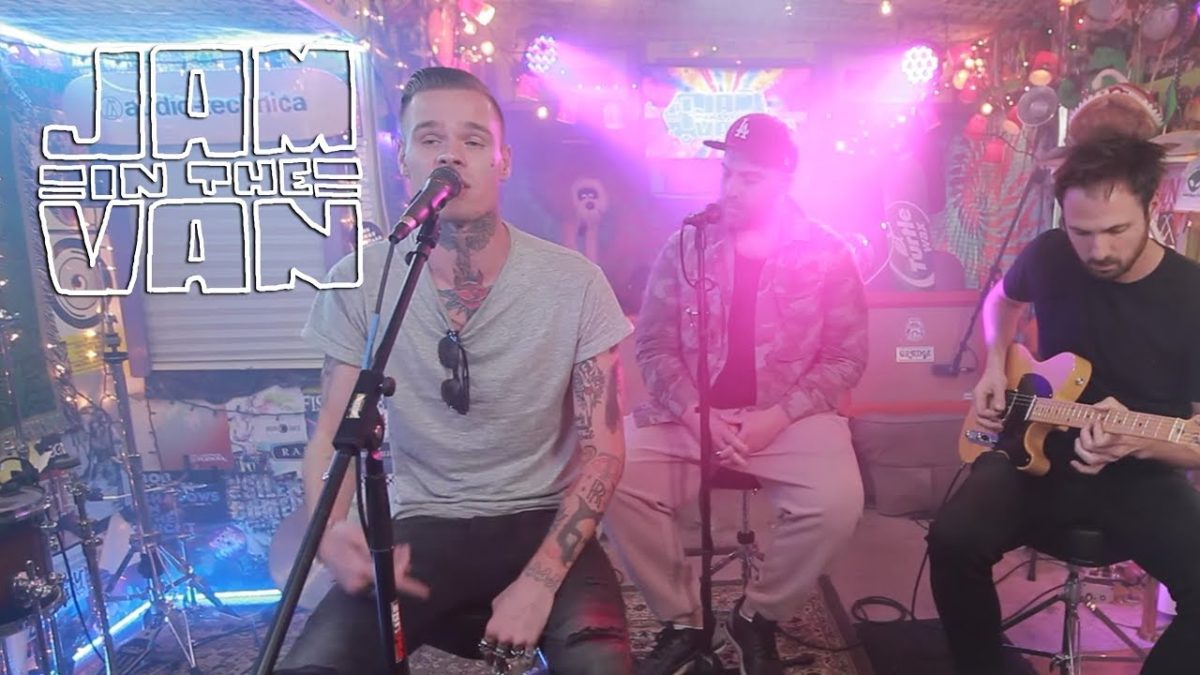 RUSSIAN ROULETTE - "Runaway" (Live at JITV HQ in Los Angeles, CA 2018) #JAMINTHEVAN